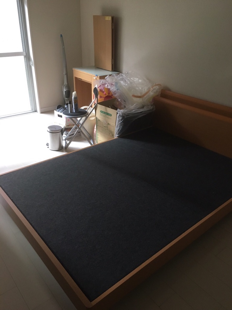 【愛知県名古屋市南区】ベッド枠や鏡台などの不用品回収
