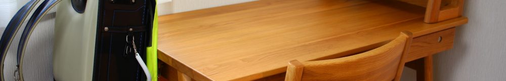 ランドセルと木製の学習机・椅子セット